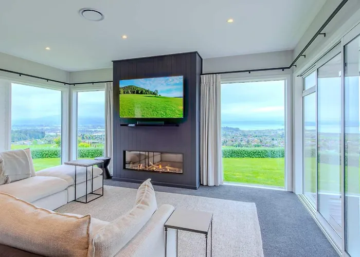 Jojo's Lookout - Stunning Views With Ferienhaus *