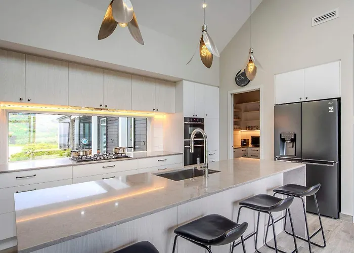 Jojo's Lookout - Stunning Views With Ferienhaus *