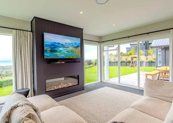 Jojo's Lookout - Stunning Views With Ferienhaus *