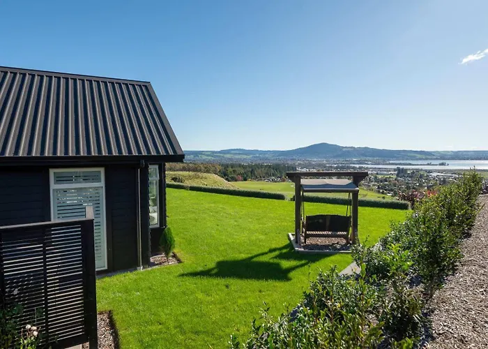 Ferienhaus Jojo's Lookout - Stunning Views With Rotorua