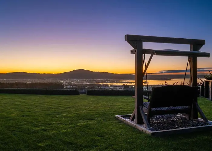 Jojo's Lookout - Stunning Views With Ferienhaus